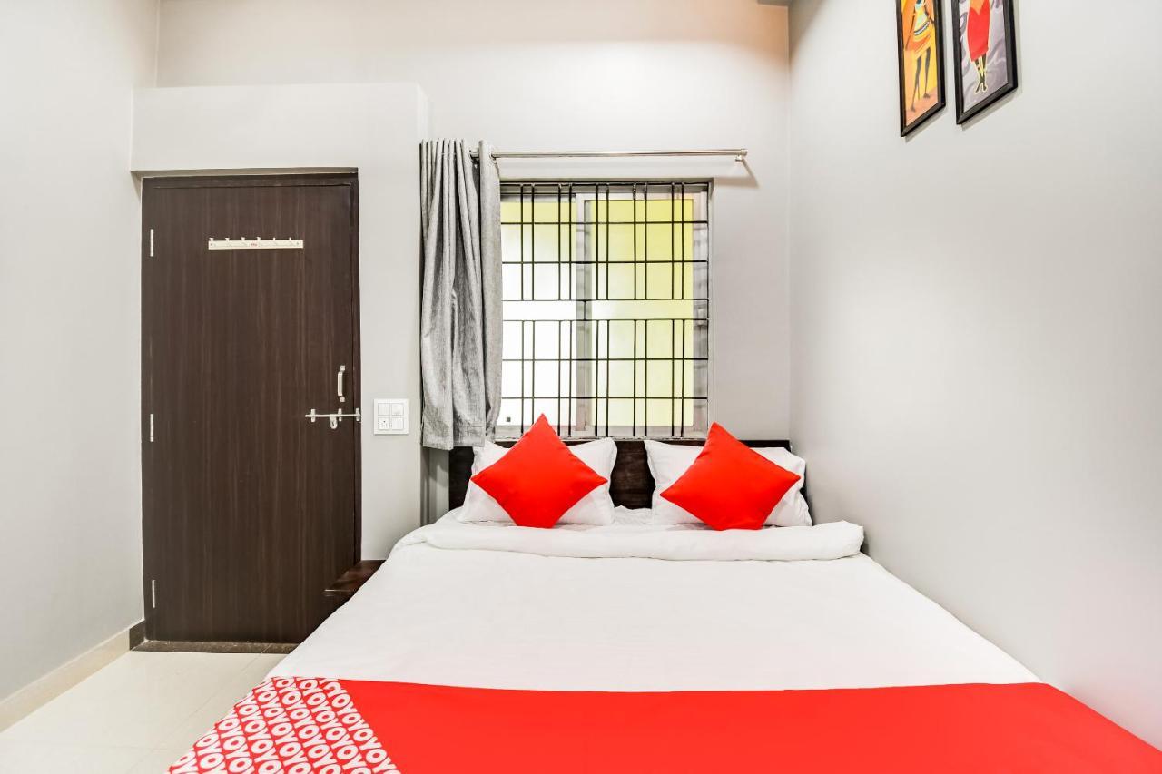 Oyo 60726 Hotel Vrindavan Bilaspur  Exterior photo